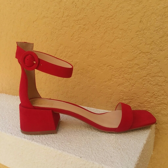 Vince Camuto Shoes - VINCE CAMUTO Red Block Heel Sandals